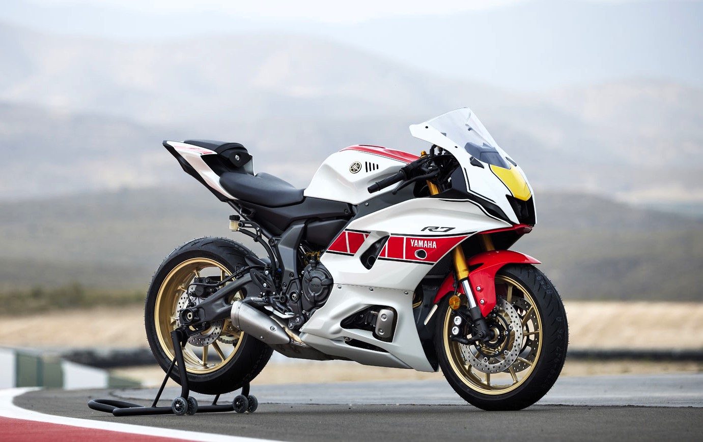 Carenado en fibra de vidrio flexible para motos de cicuito Yamaha R7