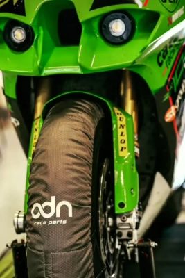 Calentadores neumáticos ADN para motos de circuito